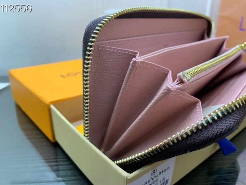 Resilient LX Wallets 10429