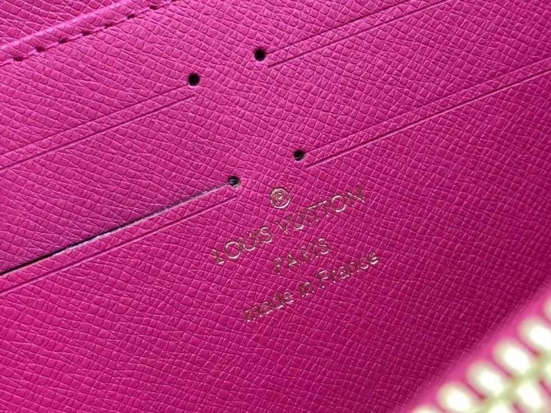 Lightweight LX Wallets 10413