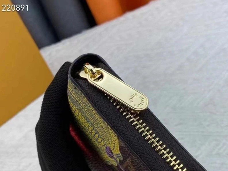 LX Wallets Comfortable 10356