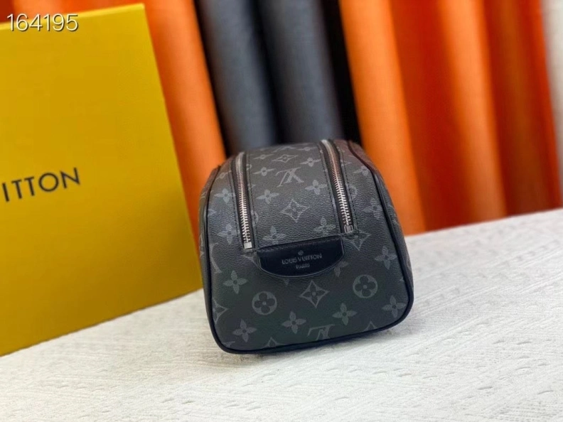 LX Cosmetic Bags Fashionable 11538