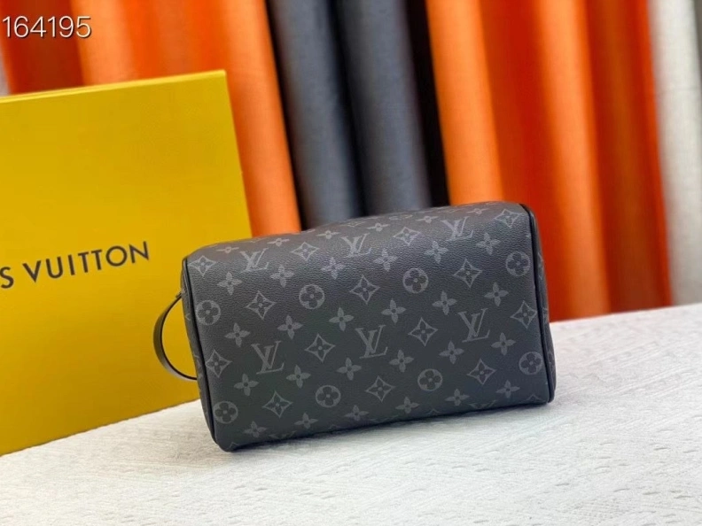 LX Cosmetic Bags Fashionable 11538