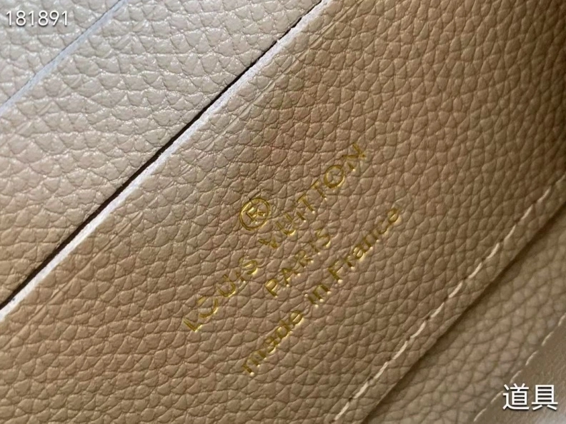 Flexible LX Wallets 10333