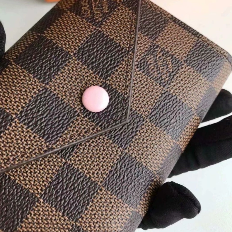 LX Wallets Practical 10326