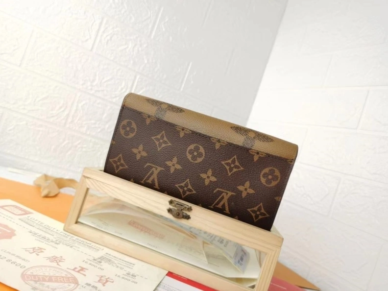 Refined LX Wallets 10299