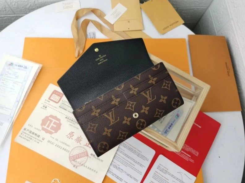 Refined LX Wallets 10299