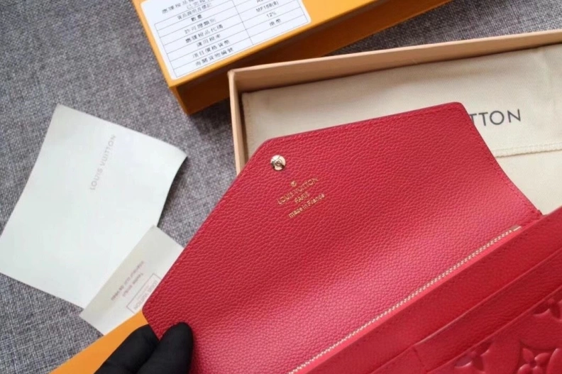Versatile LX Wallets 10298