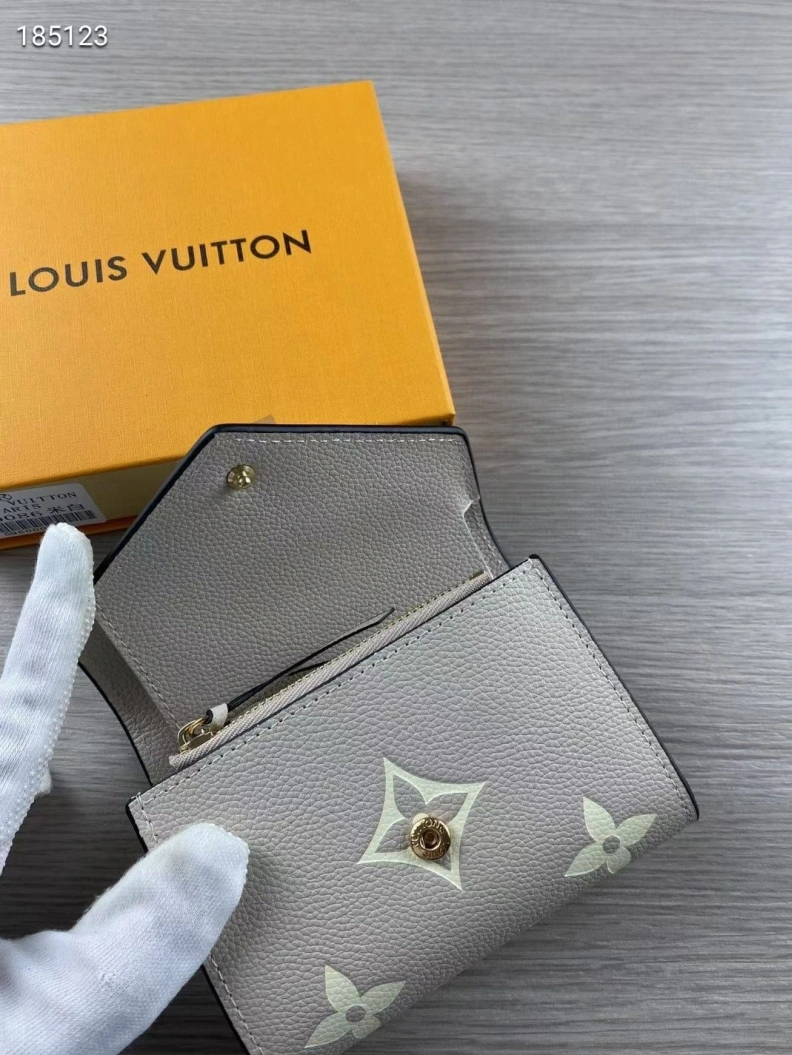 Modern LX Wallets 10286