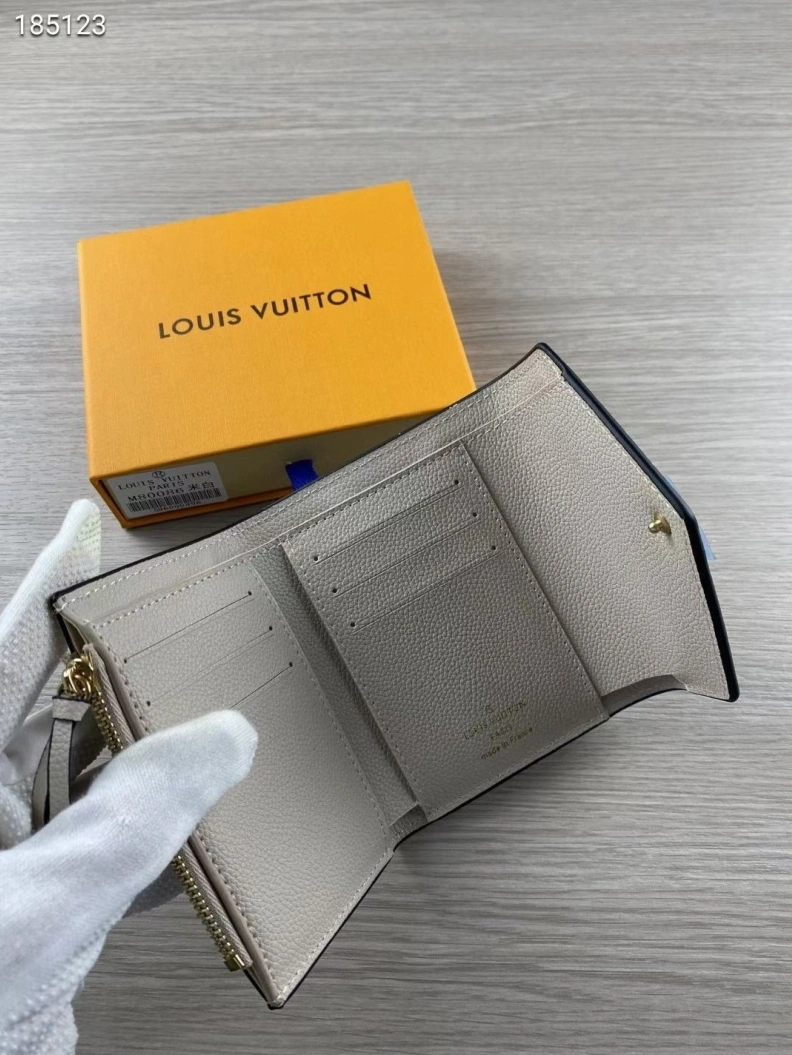 Modern LX Wallets 10286