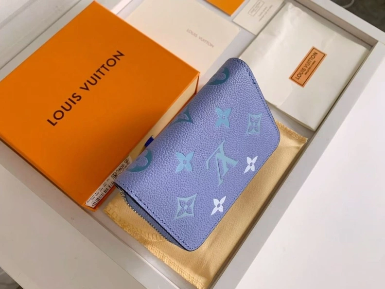 AllSeason LX Wallets 10272