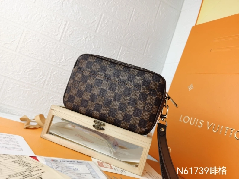 Compact LX Clutch Bags 11588