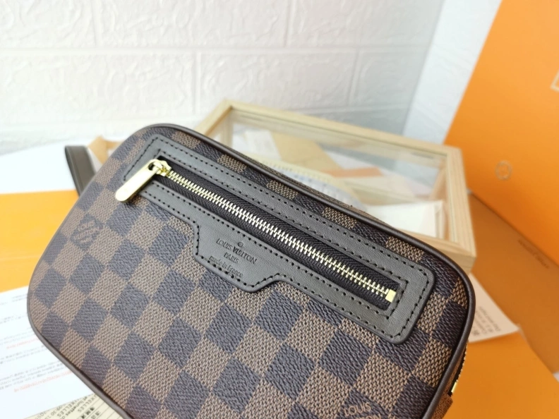 Compact LX Clutch Bags 11588