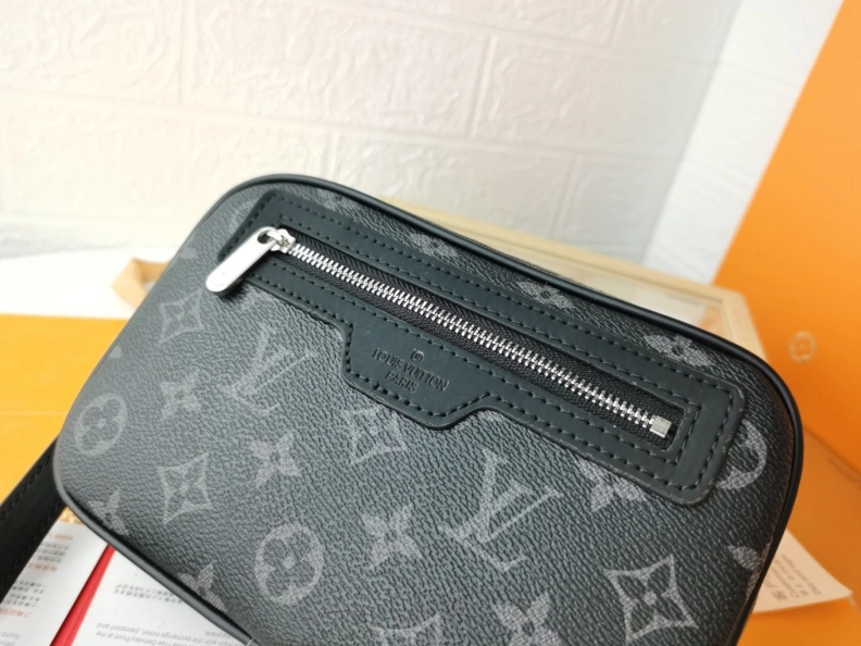 Resilient LX Clutch Bags 6706
