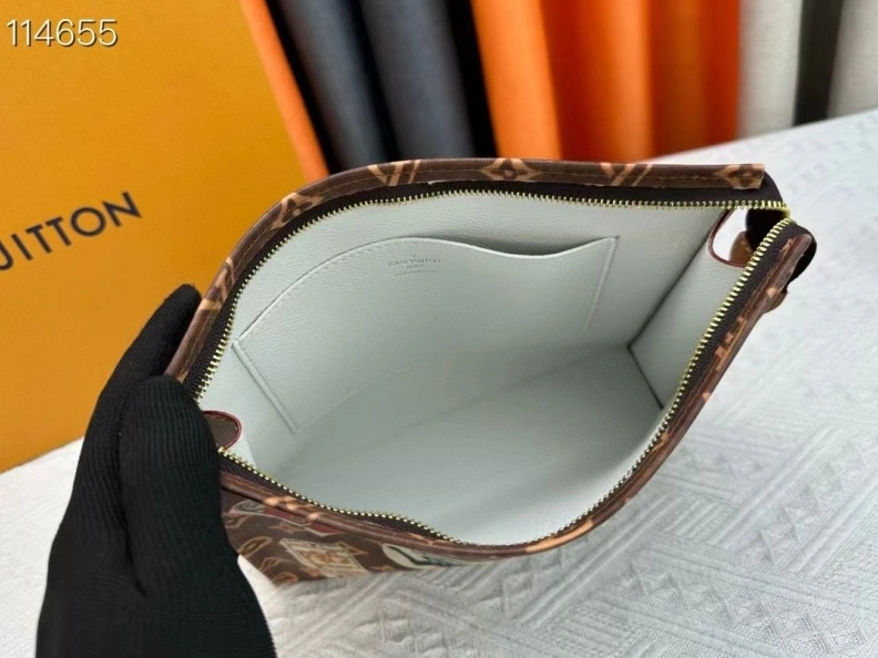 GoAnywhere LX Wallets 10262