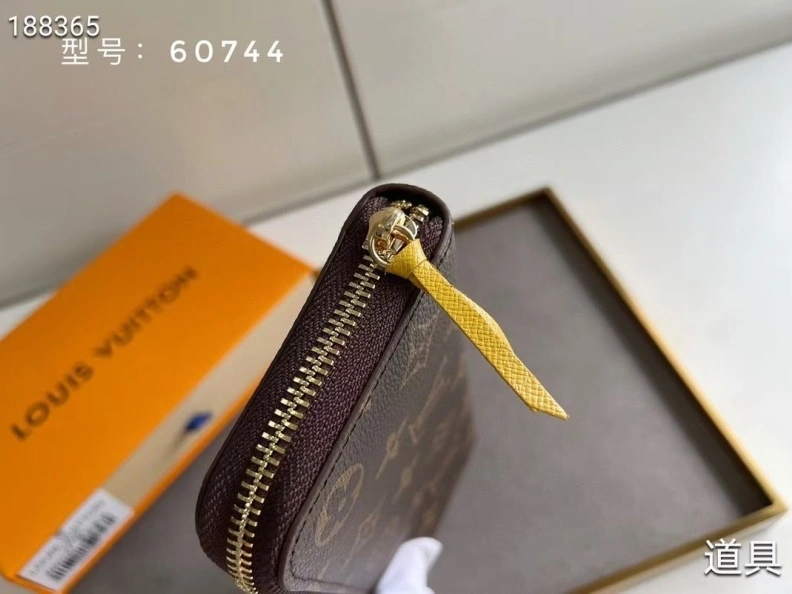 LX Wallets Fashionable 10235