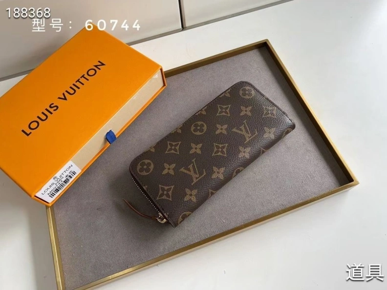 Sleek LX Wallets 10228