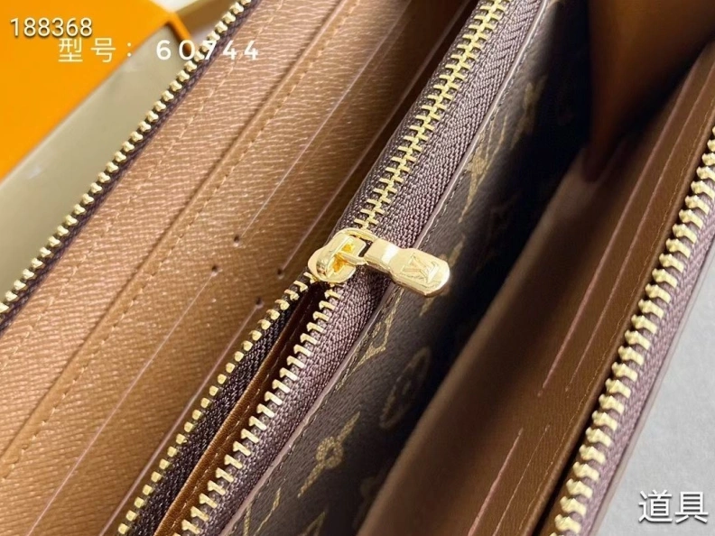 Sleek LX Wallets 10228