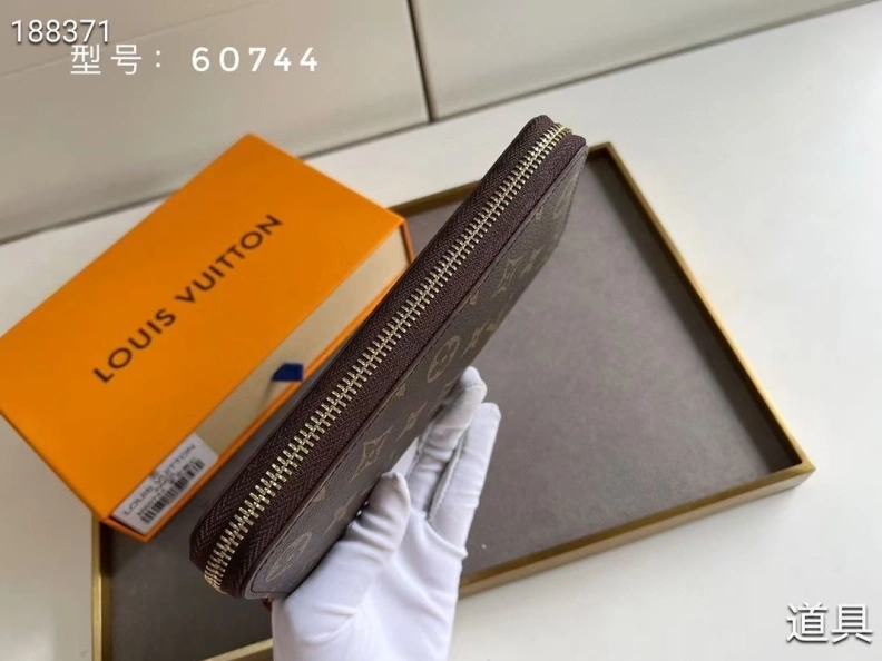 LX Wallets Lightweight 10249