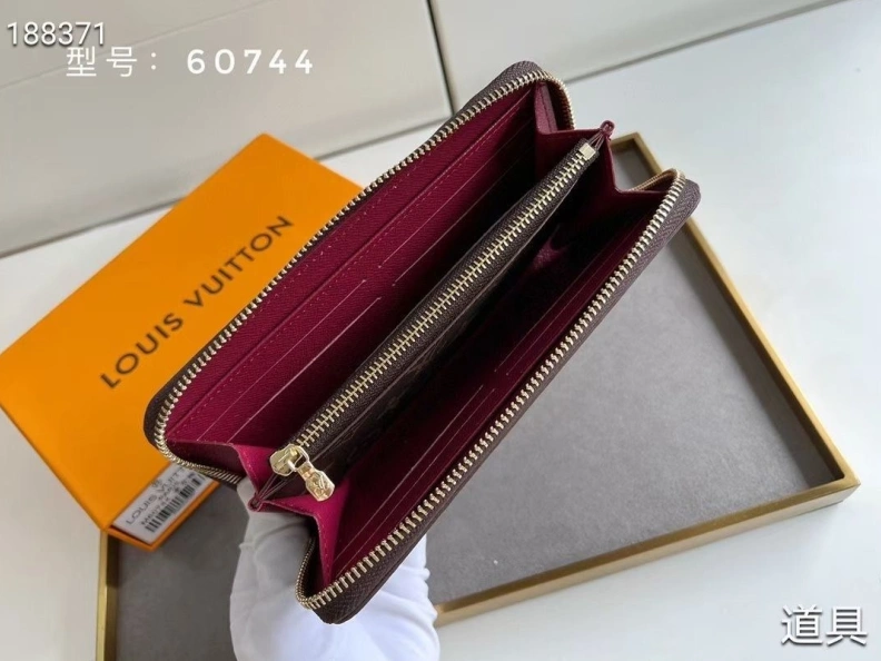 LX Wallets Lightweight 10249