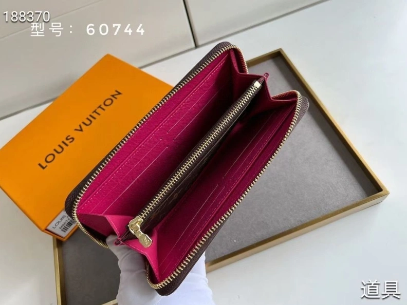 LX Wallets Efficient 10243