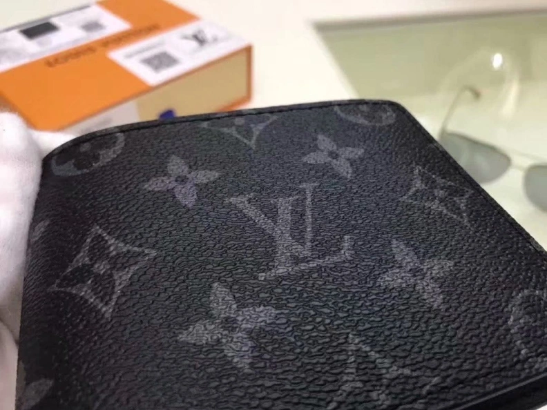 Breathable LX Wallets 10180