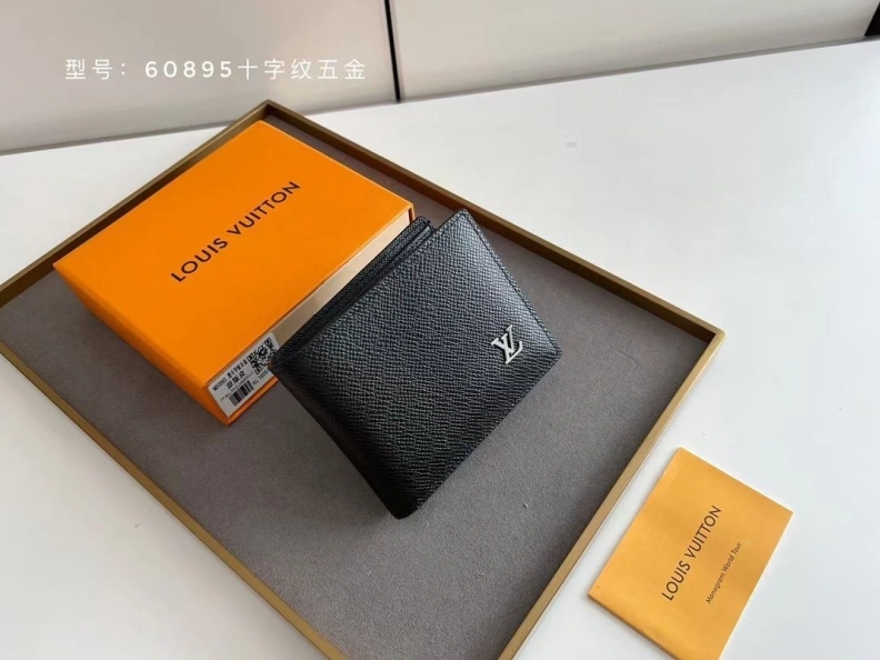 Trendsetting LX Wallets 10174
