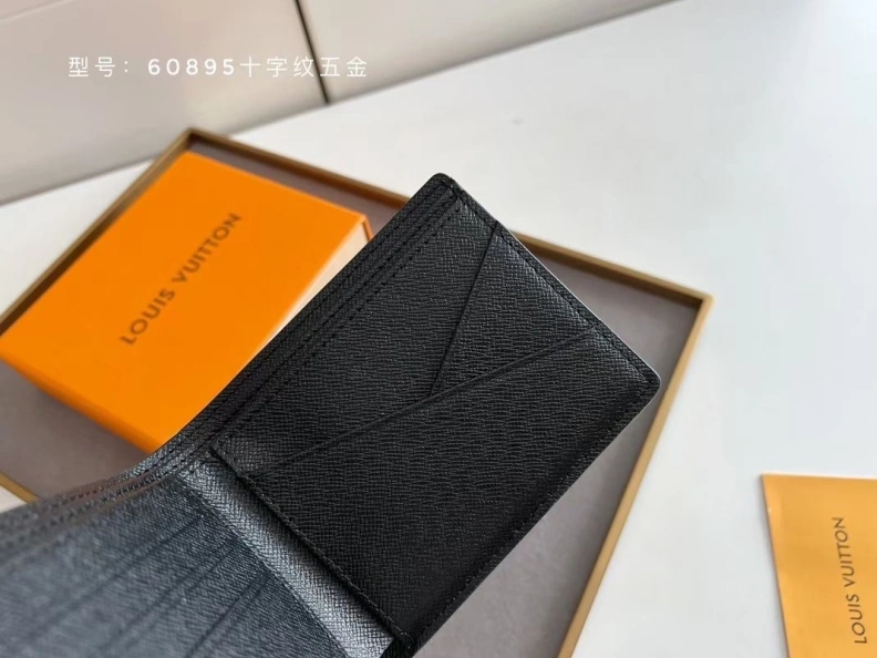 Trendsetting LX Wallets 10174