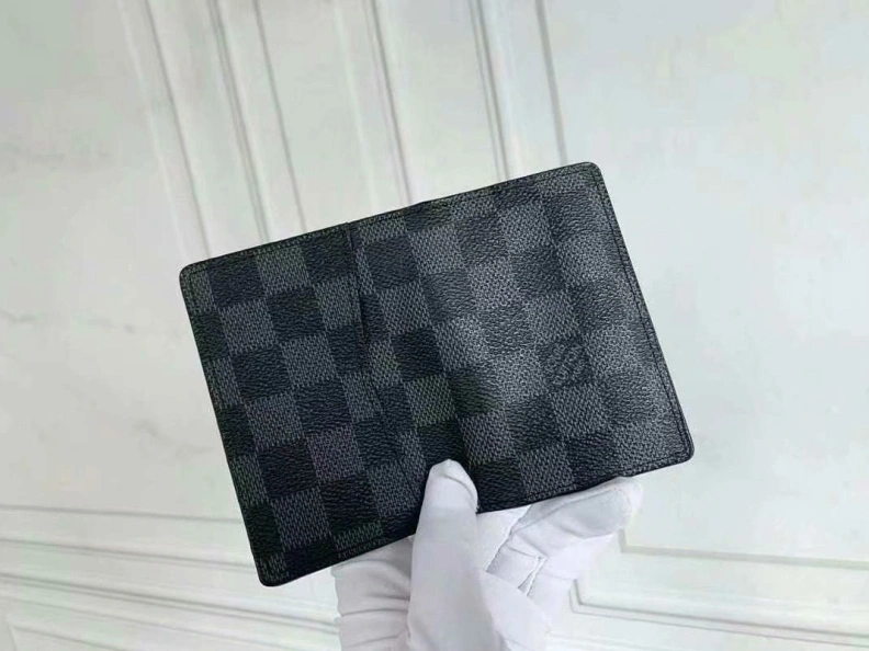 Refined LX Wallets 10195