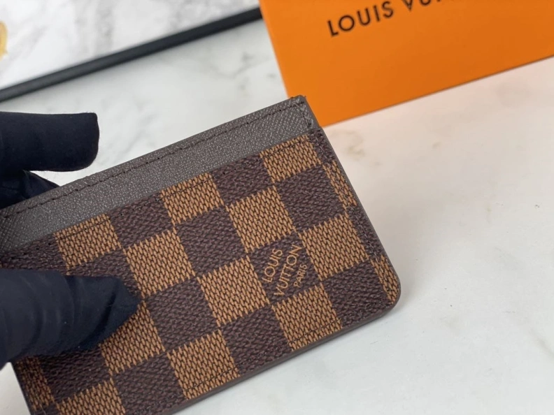 Modern LX Wallets 10207