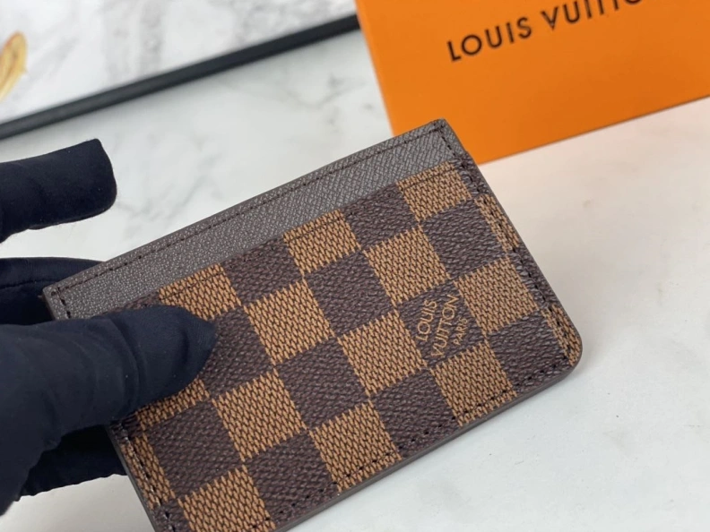 Modern LX Wallets 10207