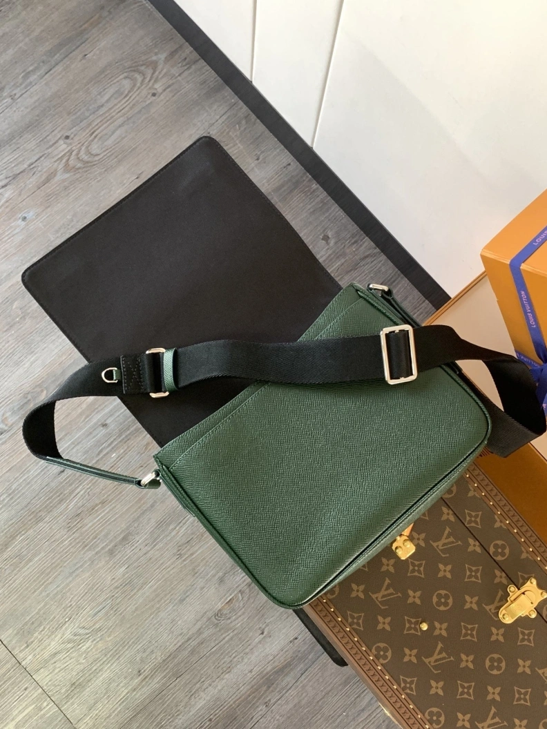 Compact LX Satchel Bags 11436