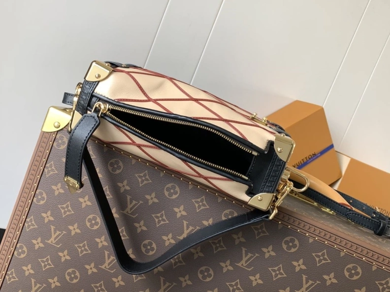 DailyWear LX Box Bags 11916