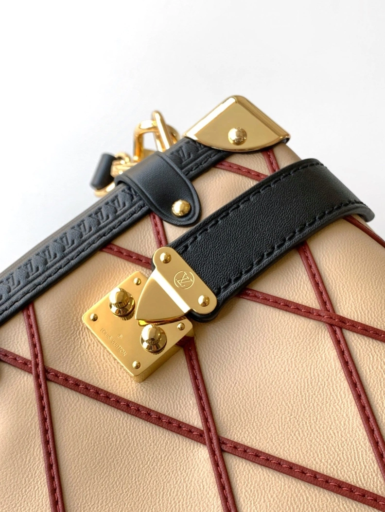 DailyWear LX Box Bags 11916