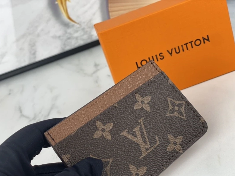 Refined LX Wallets 10146