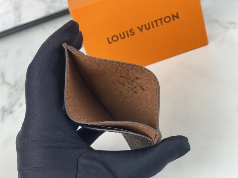 Refined LX Wallets 10146