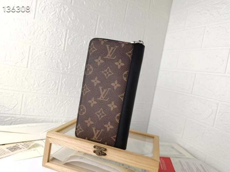 LX Wallets SportInspired 10106