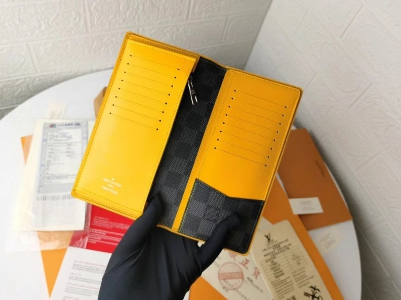 Compact LX Wallets 10105