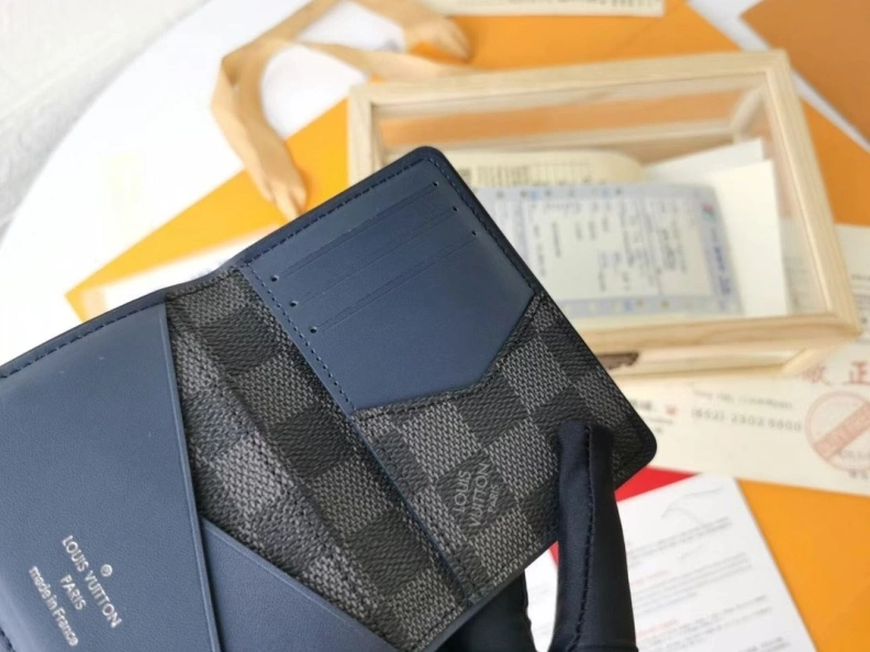 Minimalist LX Wallets 10188