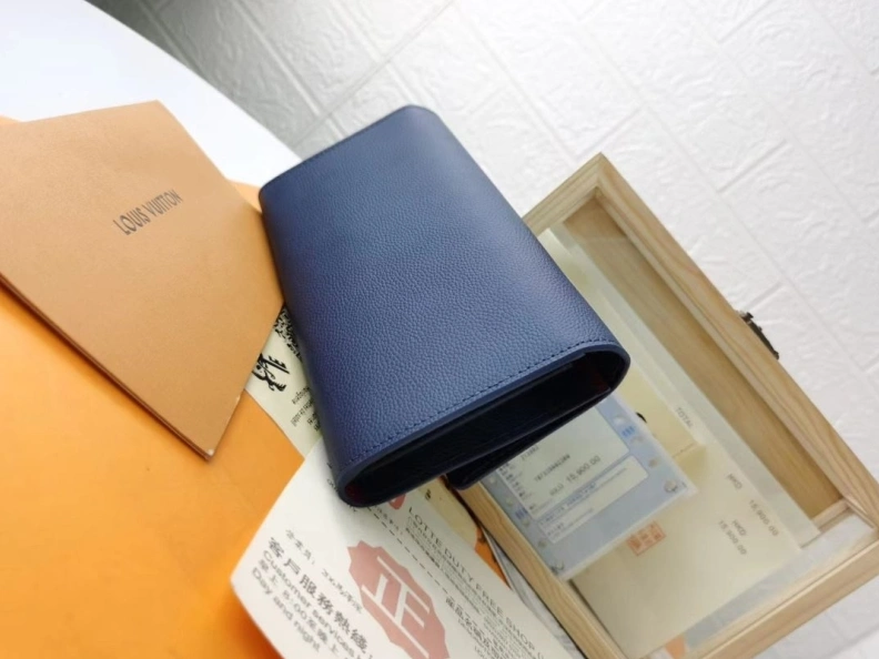 Modern LX Wallets 10093