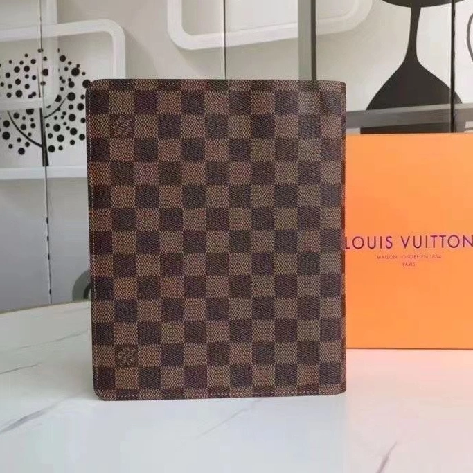Minimalist LX Wallets 10080