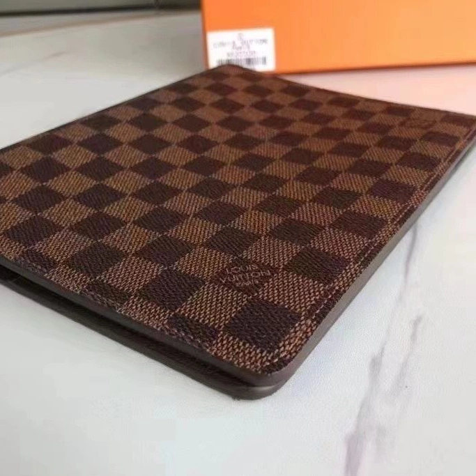 Minimalist LX Wallets 10080