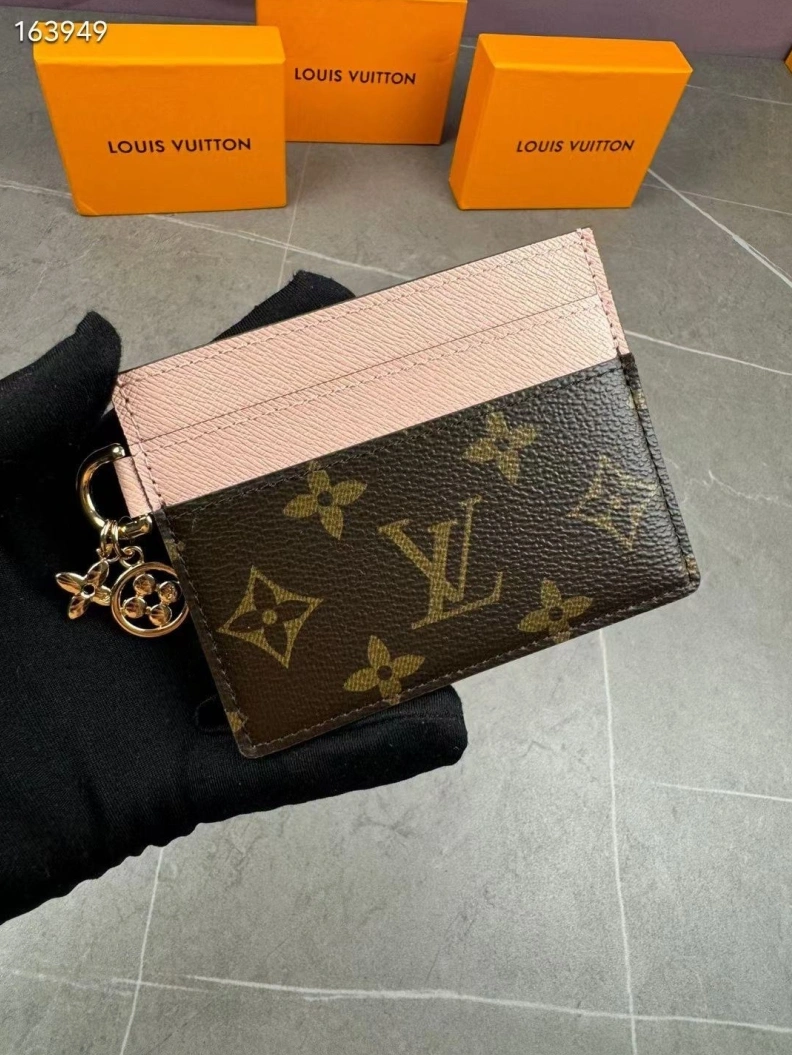 Efficient LX Wallets 10079