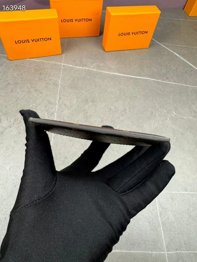Efficient LX Wallets 10090