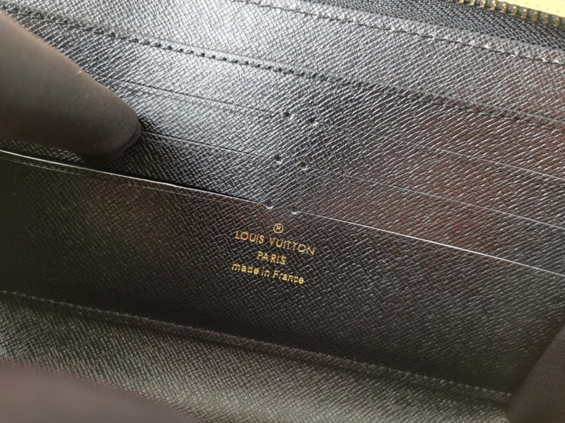 LX Wallets GoAnywhere 10075