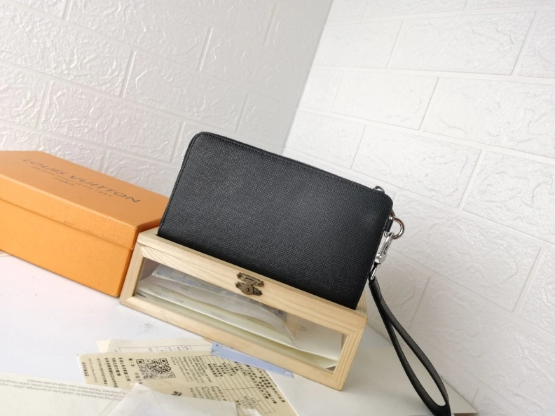 LX Wallets Practical 10053