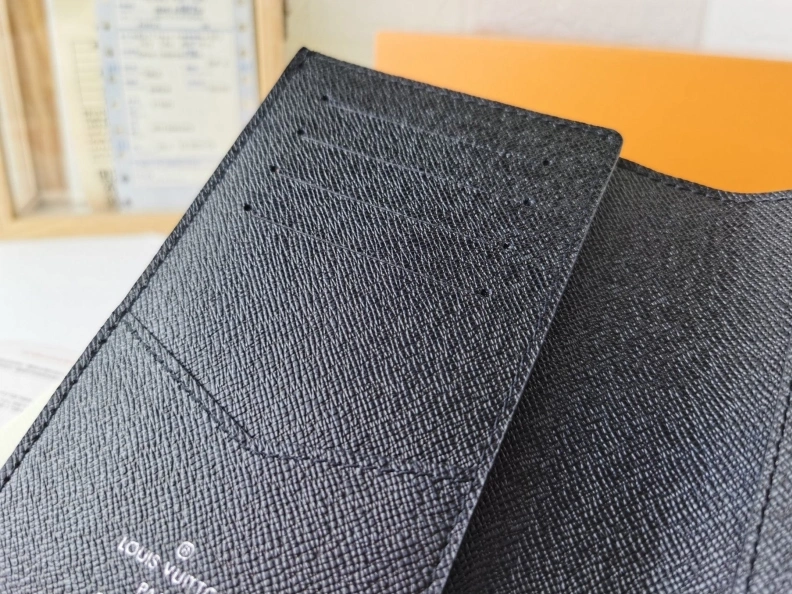 Compact LX Wallets 10029