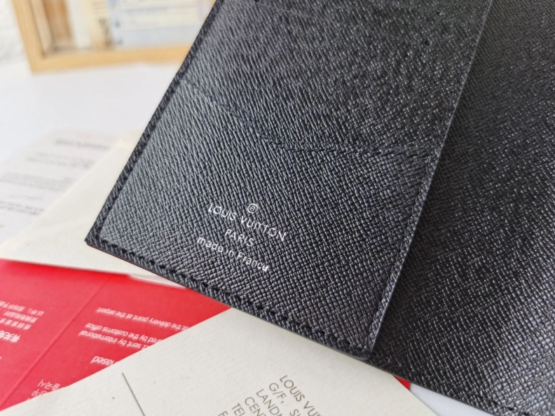 Compact LX Wallets 10029