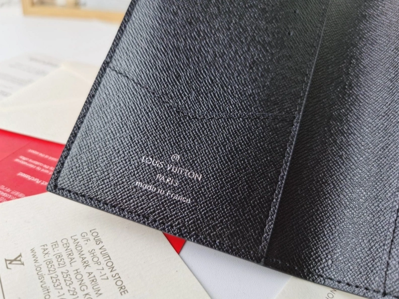 LX Wallets Vibrant 10020