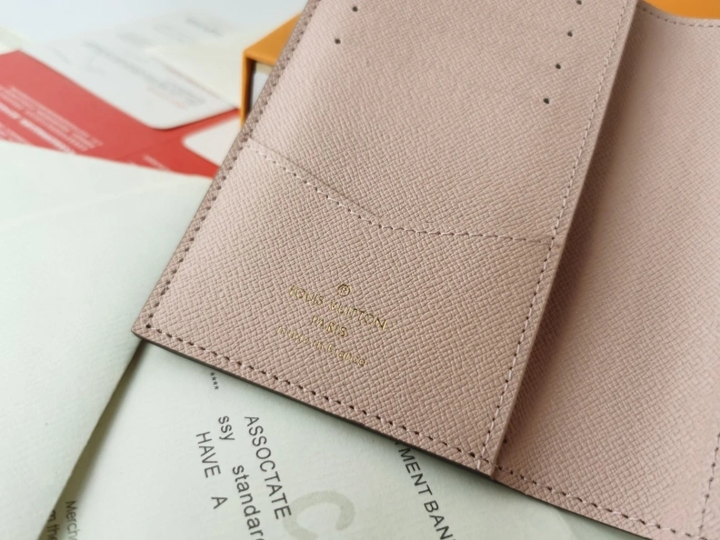 Sleek LX Wallets 10024