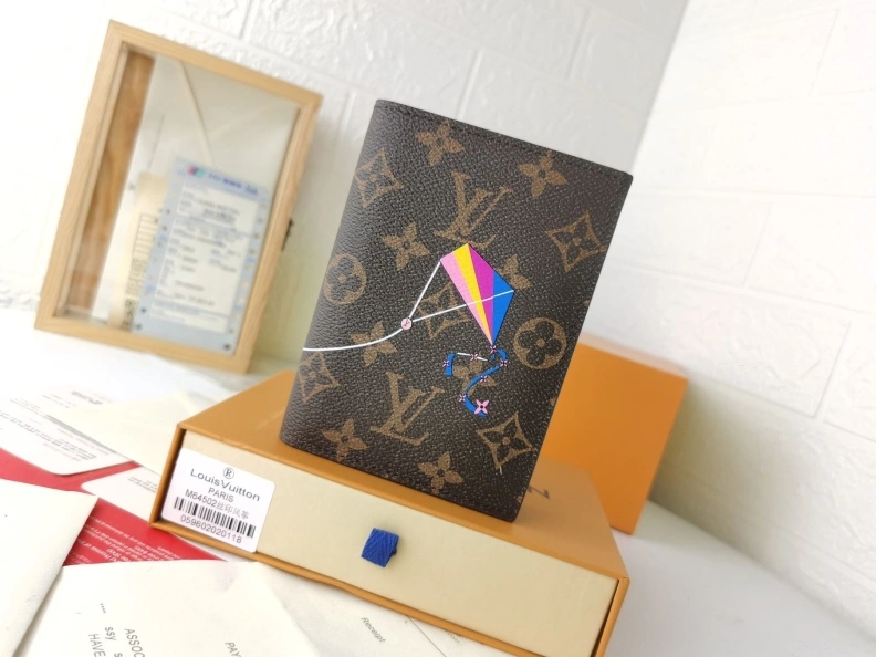 LX Wallets SportInspired 10015