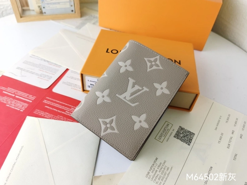 Lightweight LX Wallets 10019